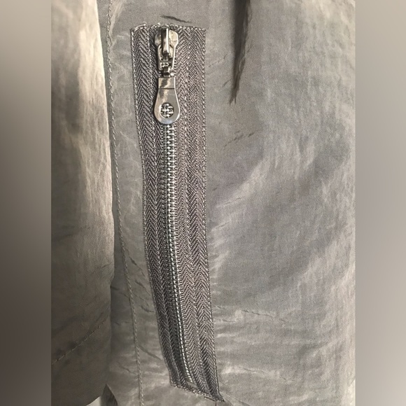 Jacket - Picture 2 of 5